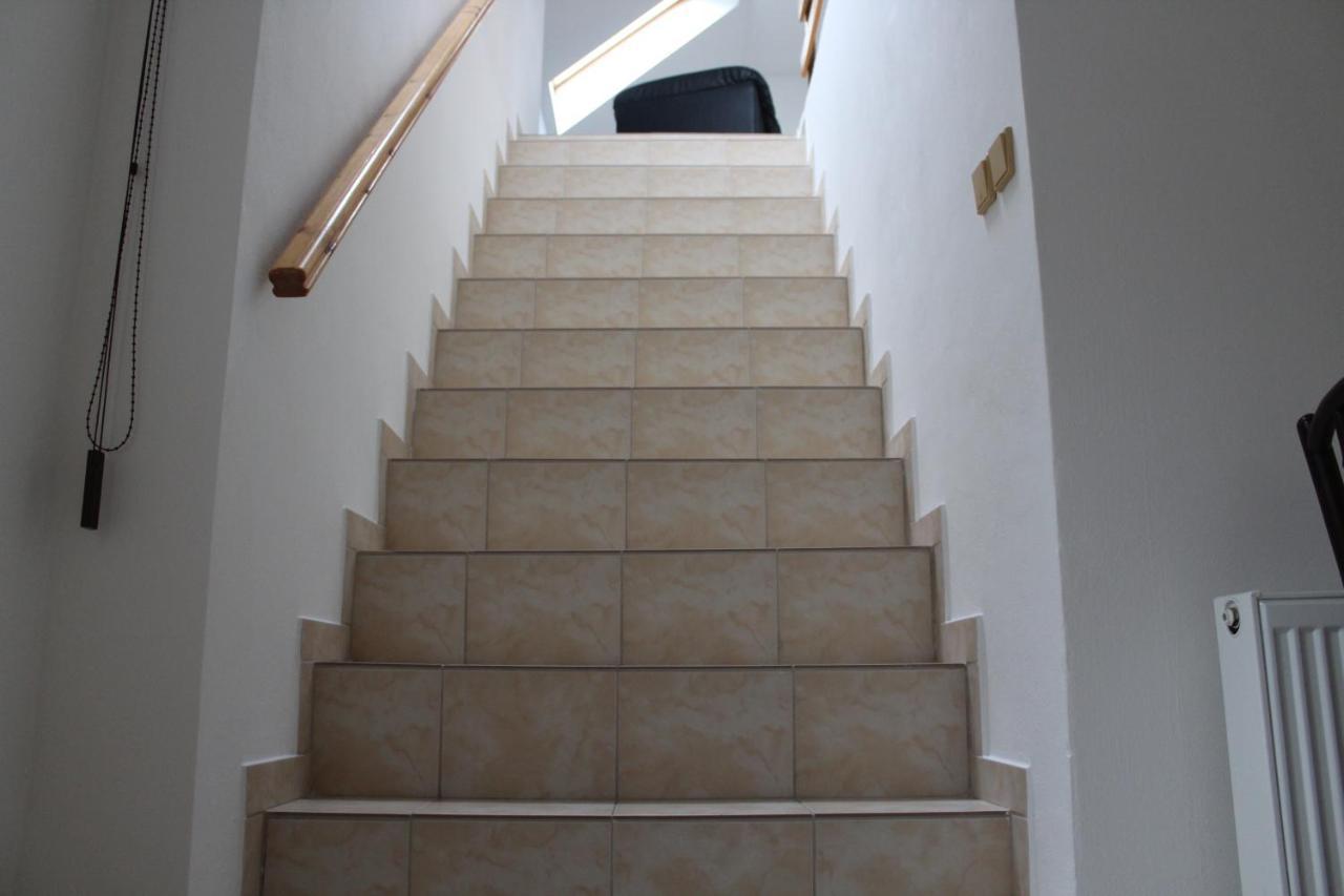 Apartman Rapotin, Jesenicka 296, 3Km Od Termalniho Parku Velke Losiny Esterno foto