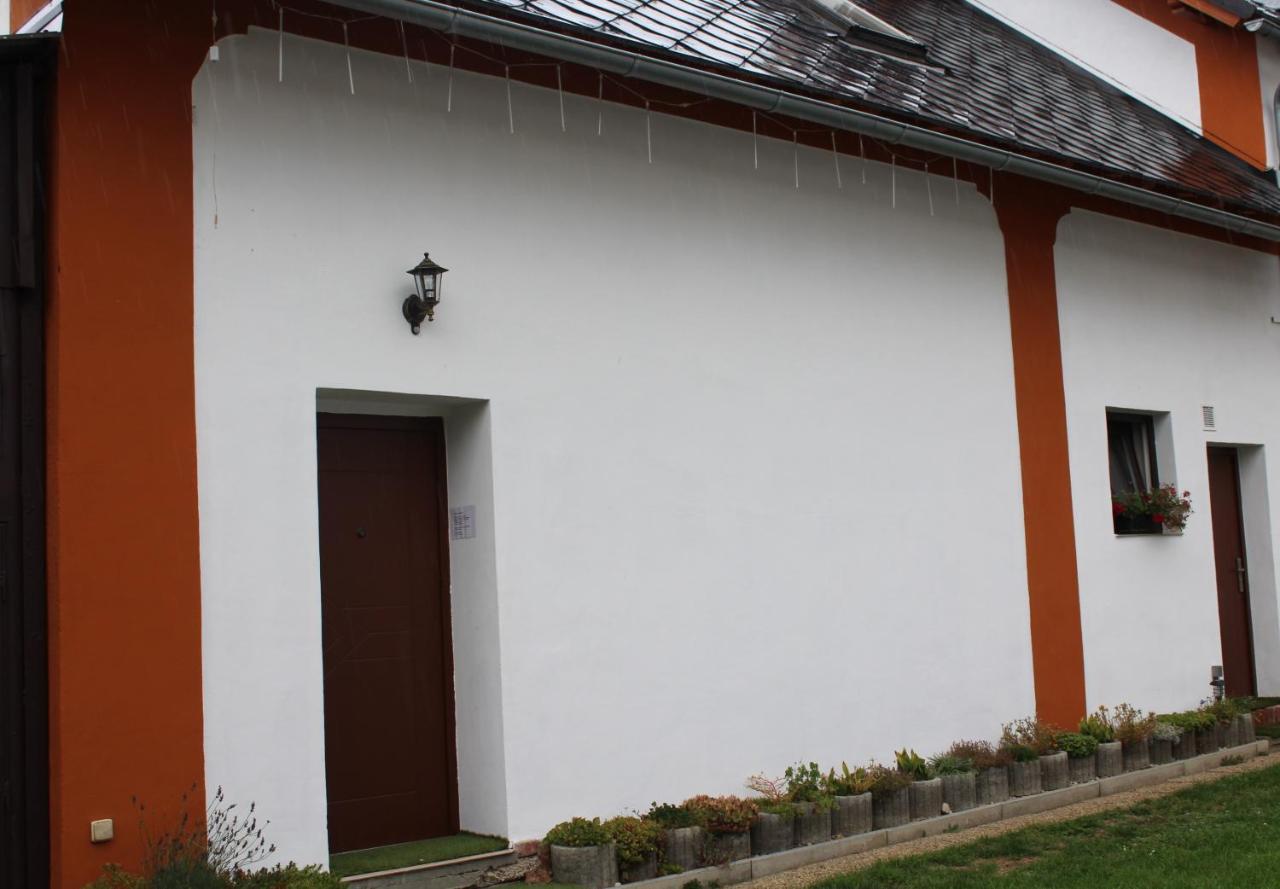 Apartman Rapotin, Jesenicka 296, 3Km Od Termalniho Parku Velke Losiny Esterno foto